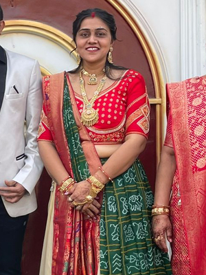 Surat Matrimony Profile IN9412308